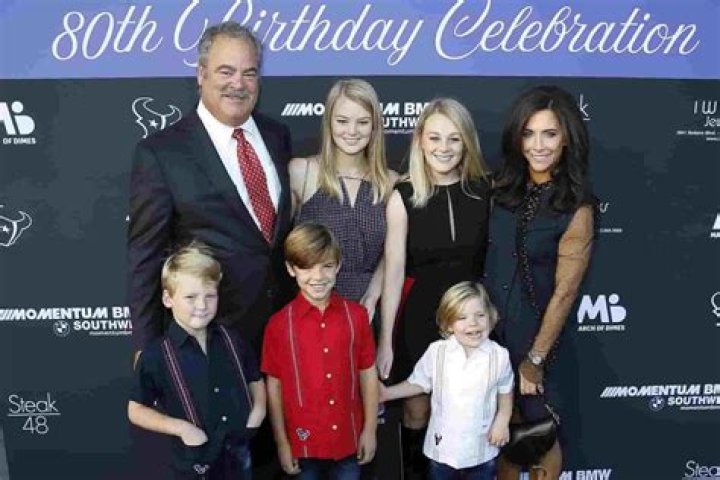 Cal McNair is Married to Wife: Hannah McNair. 7 Kids.