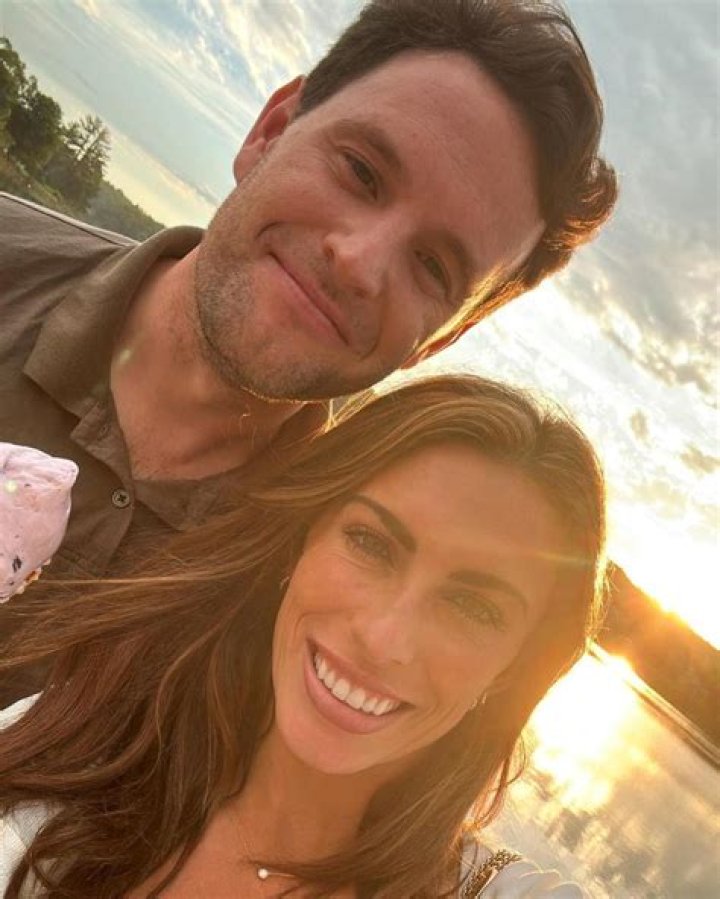 Danny Griffin Net Worth 2022 – Sky On Winx, His Relationship With Abigail Cowen