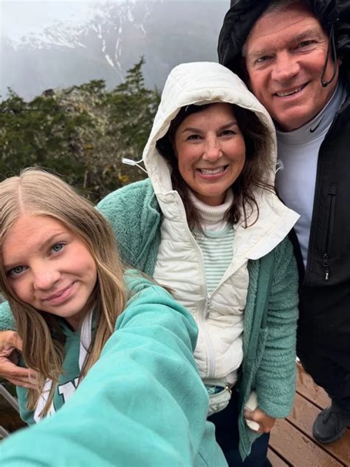 Gil Bates Siblings Are Greg Bates and Jennifer Fleming