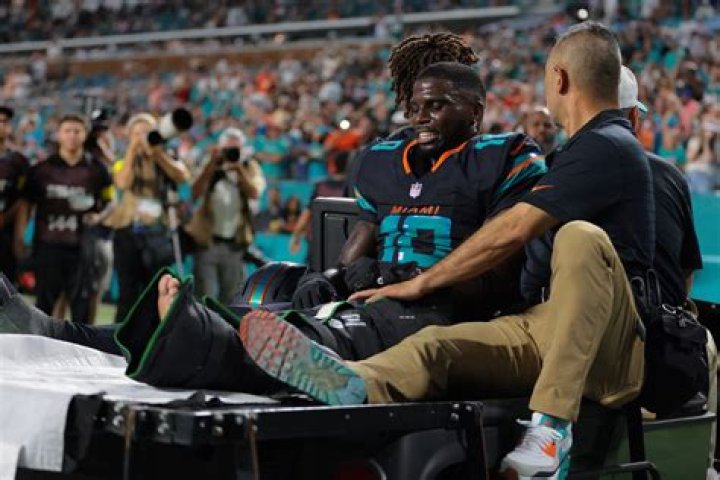 
Is Tyreek Hill Playing Today? Illness And Health Update 