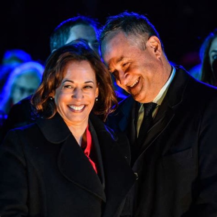 Jill Biden Kisses Kamala Harris’ Husband: The SOTU Moment That Had the Internet Buzzing