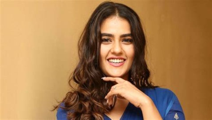 
Kavya Thapar Height, Weight, Net Worth, Age, Birthday, Wikipedia, Who, Nationality, Biography 
