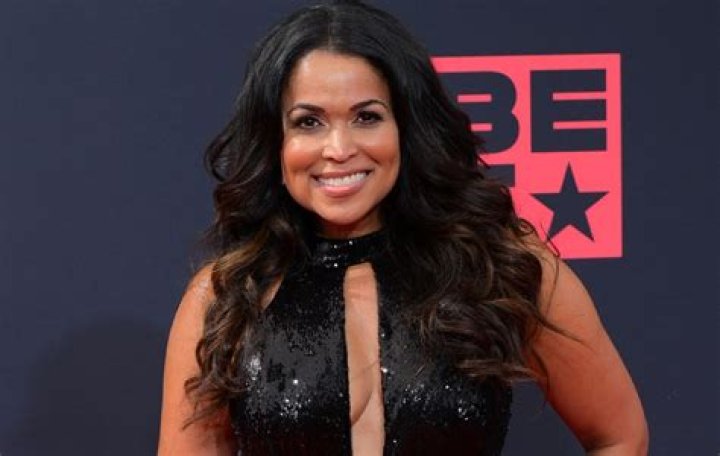 
Leslie Edmonds Net Worth, Age, Birthday, Wikipedia, Who, Nationality, Biography 