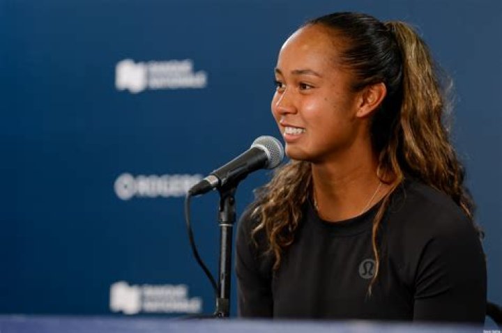 Leylah Fernandez Height, Weight, Net Worth, Age, Birthday, Wikipedia, Who, Nationality, Biography