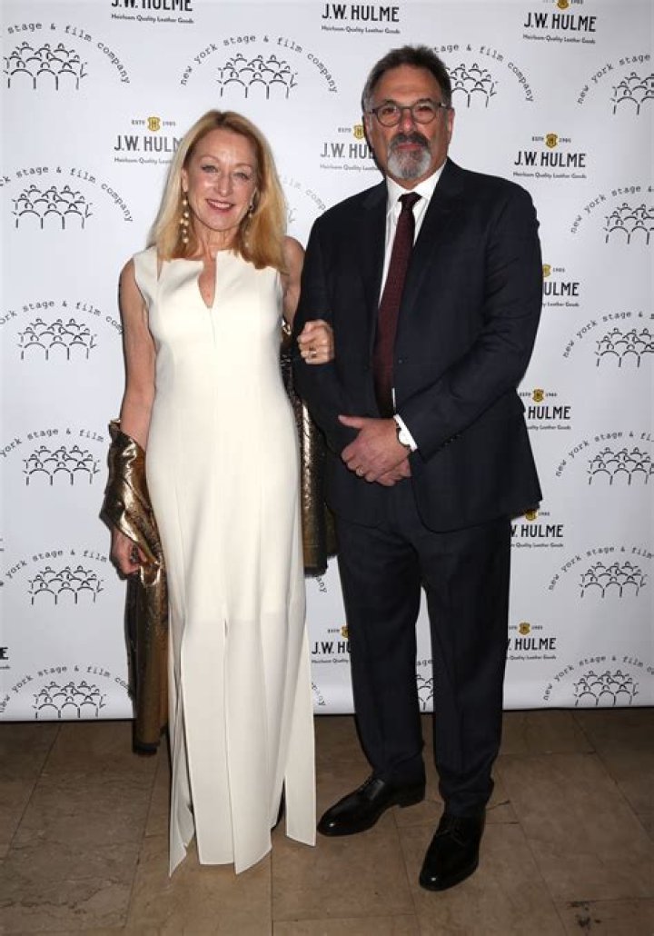 Patricia Wettig Height, Weight, Net Worth, Age, Birthday, Wikipedia, Who, Nationality, Biography