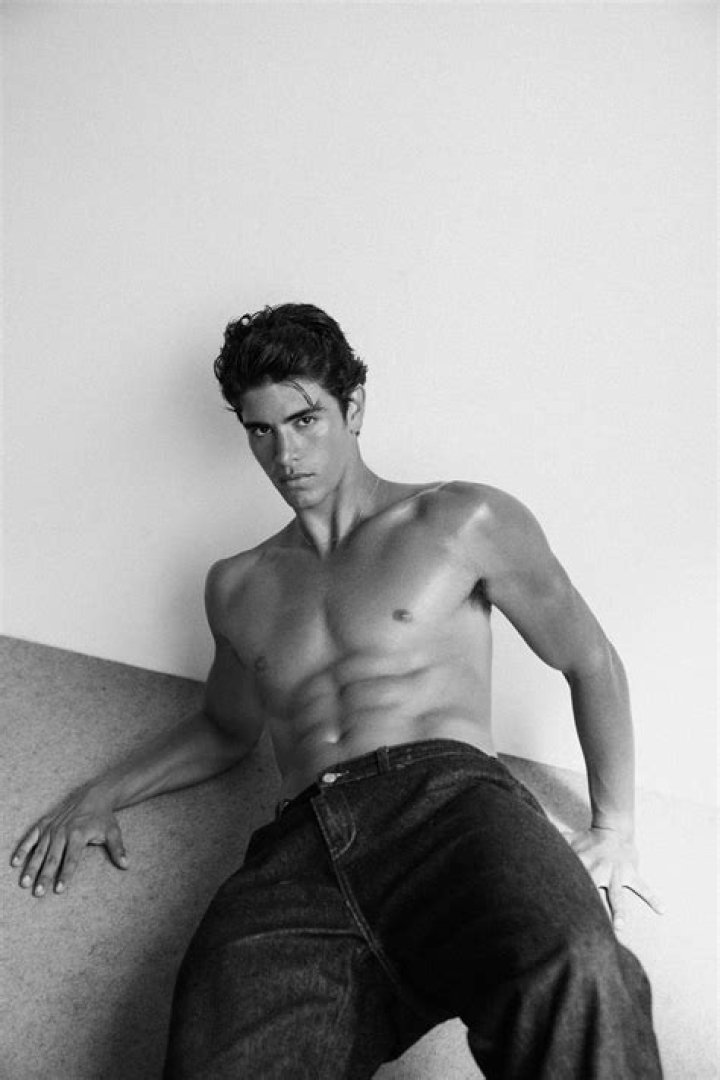 Sergio Perdomo Height, Weight, Net Worth, Age, Birthday, Wikipedia, Who, Nationality, Biography