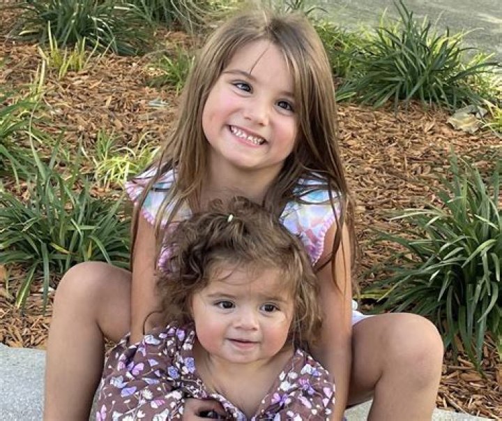 
Who are Bea Borrego and Maya Borrego? Amber alert issued for Dilley, Texas after Cassandra Alvarez allegedly kidnaps them 